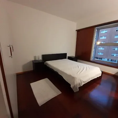 New Luxury Flat In Santa Clara * Lisboa